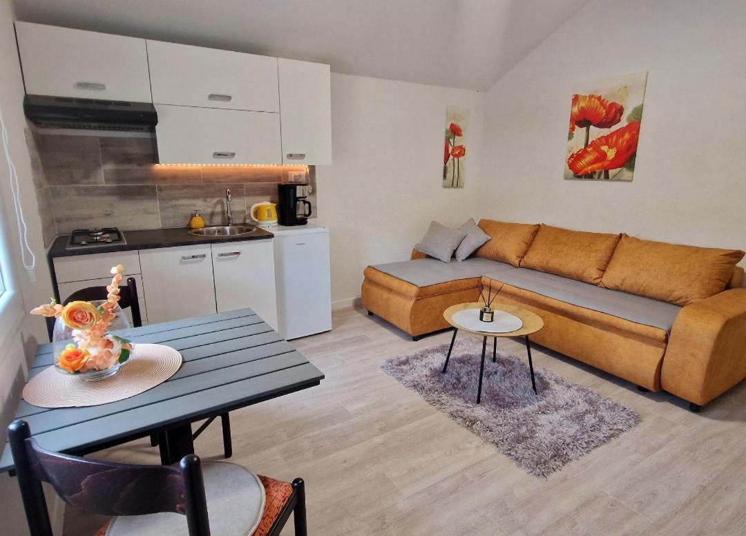 Ferienwohnung App & Beauty Loza Zambratija  Exterior foto
